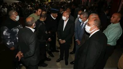 محافظ القاهرة: لجنة هندسية لبيان تأثر العقار الذي نشب به حريق مصنع ومخزن الملابس