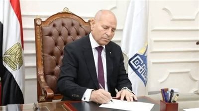  محافظ القاهرة يعطل الدراسة الخميس لسوء الأحوال الجوية