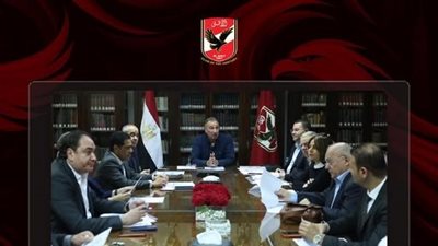  الخطيب يبحث مع شركة الخدمات اعتماد القوائم المالية ويدرس تعظيم عوائد امتيازات الأهلي السياحية 