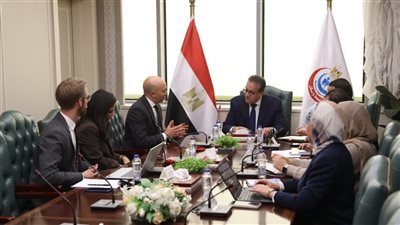 وزير الصحة يبحث تعزيز التعاون في الصحة الجلدية وإطالة العمر الصحي