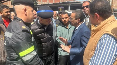 محافظ المنوفية يفاجئ مجمع مواقف شبين الكوم لمتابعة انتظام سير العمل والالتزام بالتعريفة المقررة