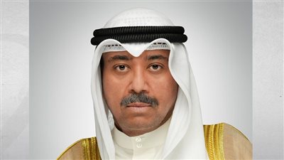 وزير الدفاع الكويتي يؤكد ضرورة الحفاظ على أعلى مستويات الاستعداد لمواجهة التحديات