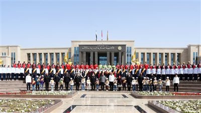 القوات المسلحة تشارك أطفال مصر الاحتفال بيوم اليتيم