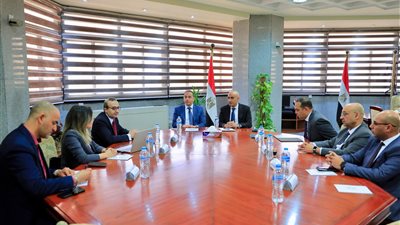 عبد اللطيف: إدراج الثقافة المالية ضمن المناهج لبناء جيل أكثر وعيا 