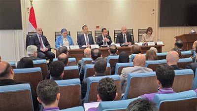 الطفولة والأمومة يشارك في مناقشة مشروع قانون حماية الأطفال من مخاطر الإنترنت 