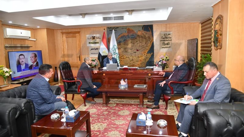 محافظ الفيوم يتابع