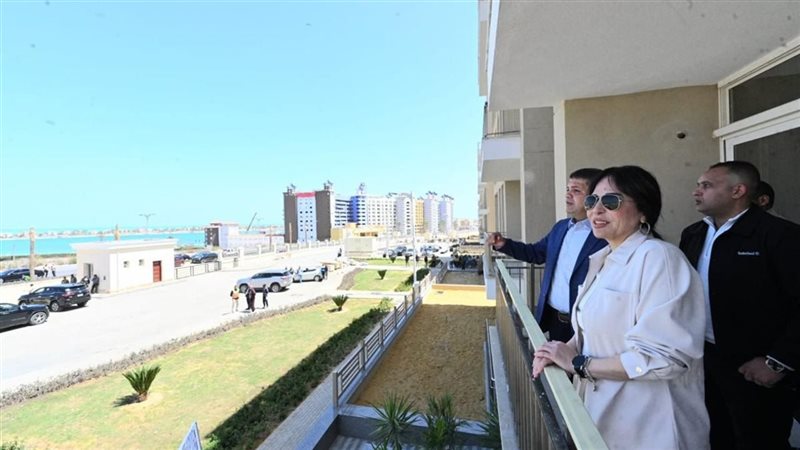 وزيرة الإسكان تتفقد