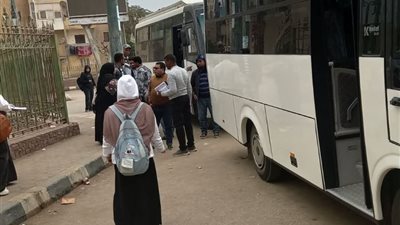 محافظ المنيا يدعم أهالي بني مزار ومطاي بأتوبيسات جديدة