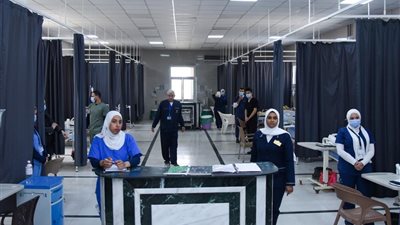 محافظ الإسكندرية يتفقد مستشفى جمال عبد الناصر ومستشفى طلبة سبورتنج لمتابعة جودة الخدمات الطبية المقدمة للمواطنين