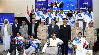 القوات المسلحة تدفع  لجانا لإنهاء المواقف التجنيدية للمواطنين بالمناطق الحدودية  
