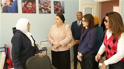 رئيسة 