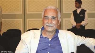 هل فاق من الوعي؟.. نجل عبدالرحمن أبوزهرة يكشف آخر تطورات الحالة الصحية لوالده 