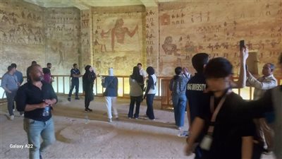بني حسن تستقبل طلاب العالم في رحلة بين التاريخ والحضارة