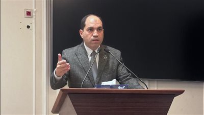 النائب عمرو درويش يعرض فلسفة مشروع قانون الإدارة المحلية المقدم منه أمام اجتماع محلية النواب