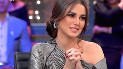 تتمسك بحلم الأمومة.. درة تكشف عن معاناتها المتكررة مع الإجهاض 