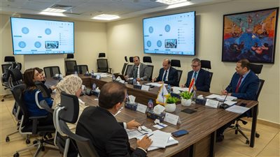 مجلس إدارة التأمين الصحي الشامل يعتمد قرارات لتعزيز استدامة وجودة الخدمات الصحية