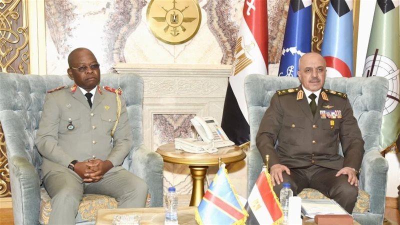 اللقاء