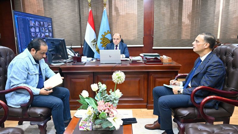 محافظ الغربية خلال