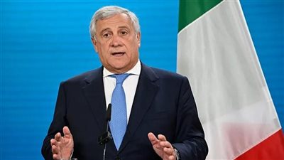تاياني: تضرر مركبة تابعة لقوات اليونيفيل الإيطالية في لبنان جراء طلقات تحذيرية إسرائيلية