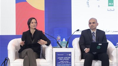 جلسة تستعرض مؤشرات تمكين المرأة بمصر ضمن تقرير المرأة والأعمال والقانون 2026