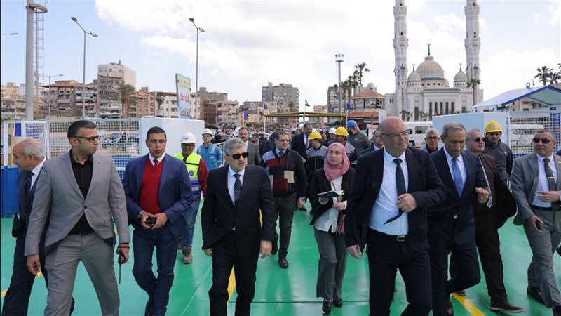 رئيس هيئة قناة السويس