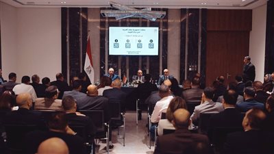 وزير الخارجية يلتقي الجالية المصرية بالكويت ويؤكد دعمهم وتطوير الخدمات القنصلية