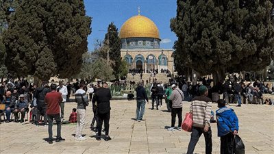 دعوات فلسطينية واسعة لشد الرحال إلى الأقصى في أول جمعة بعد إعادة فتحه