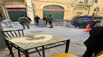 الاحتلال الإسرائيلي يحول مدينة القدس إلى ثكنة عسكرية تزامنًا مع إحياء 