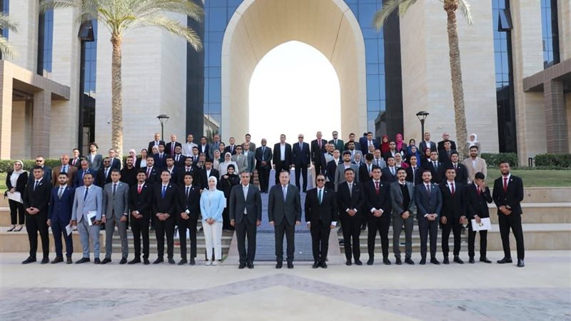 طلاب الجامعات خلال