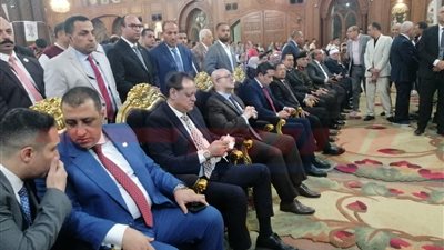 محافظ الفيوم ومدير الأمن يشهدان احتفالات عيد القيامة المجيد بكنيسة مار جرجس 