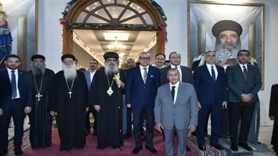 محافظ الأقصر يزور الكنائس ويهنئ الإخوة المسيحيين بعيد القيامة المجيد ويؤكد وحدة النسيج الوطني