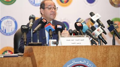 وزير المالية: خفض الدين الخارجي لأجهزة الموازنة بنحو 2 مليار دولار سنويًا