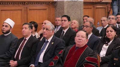 نائب محافظ القاهرة تشارك الطائفة الإنجيلية احتفالات عيد القيامة