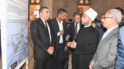 وزير الأوقاف ومحافظ بني سويف يتفقدان أعمال تطوير مسجد وضريح السيدة حورية