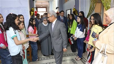 محافظ بني سويف يزور دار أيتام 