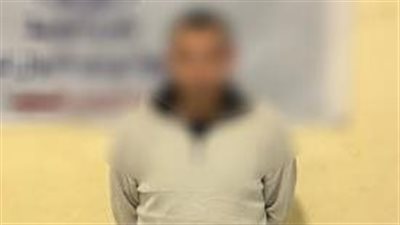 ضبط شخص بالمنيا لقيامه بالنصب على المواطنين والتحصل منهم على بيانات بطاقات الدفع الإلكتروني 