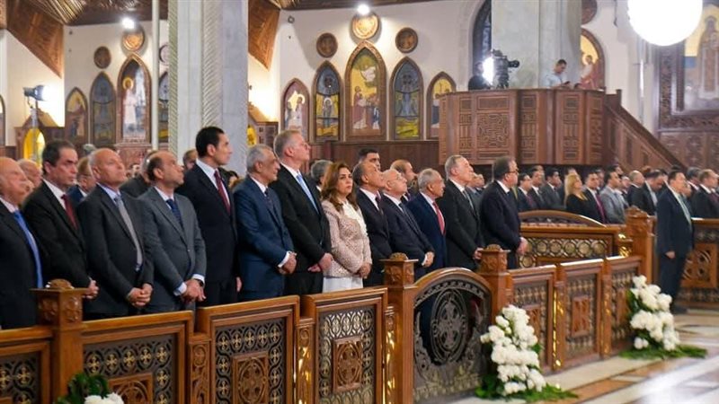 خلال القداس 