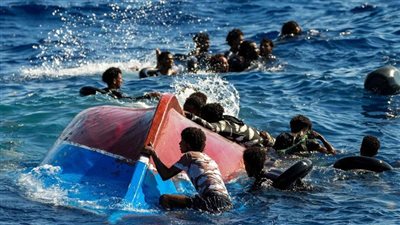 اليونان تجري 3 عمليات إنقاذ منفصلة لقوارب مهاجرين جنوب جزيرة كريت