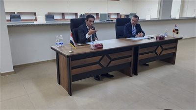 مساعد وزير الخارجية يلتقي أعضاء الجالية المصرية في طرابلس