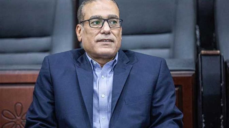 مصطفى عزام
