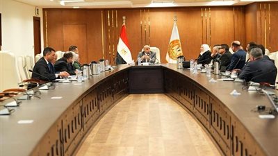 وزير العمل: هدفنا خدمة المواطن بشكل لائق وكريم