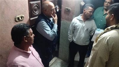تشميع 41 محلًا ومنشأة تجارية لعدم الالتزام بقرارات الغلق بأسيوط