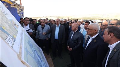  وزير النقل يتفقد تطوير ميناء العريش ويؤكد: المشروع محور استراتيجي لتعزيز مكانة مصر كمركز لوجستي عالمي 