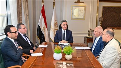 التموين يعقد اجتماعًا مع ممثلي البدالين التموينيين وشعبة المواد الغذائية لبحث التحديات