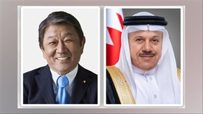وزيرا الخارجية البحريني والياباني يبحثان هاتفيا العلاقات الثنائية والأوضاع الإقليمية