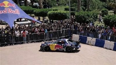 لأول مرة في مصر.. هشام الخطيب يشعل أجواء جامعة الزقازيق بعرض درفت أمام الطلاب
