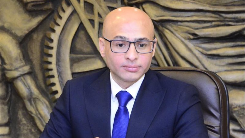 عمرو فاروق