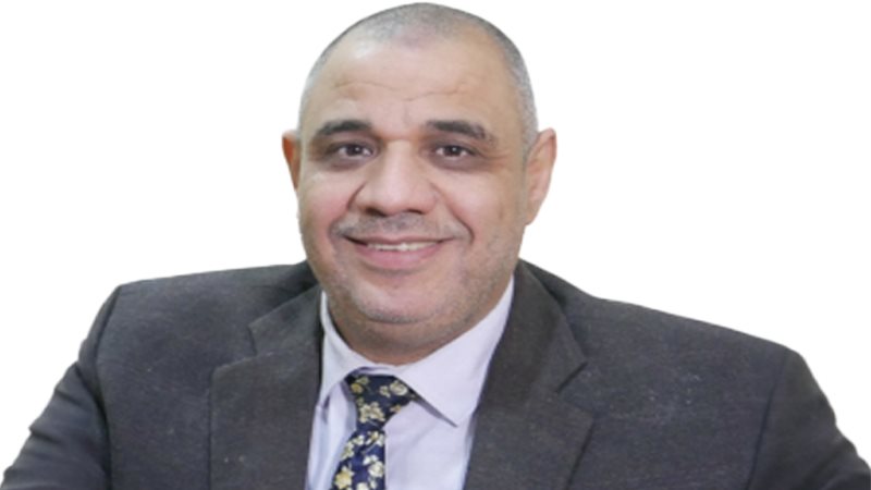 منير أديب الباحث