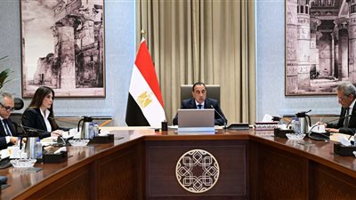 رئيس الوزراء يبحث تقنين أوضاع الكنائس والمباني الخدمية ويوافق على 191 مبنى