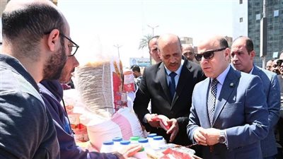 محافظ الغربية يشدد على تنوع المنتجات في المنافذ وأسواق 